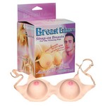 Strap-on Breasts med